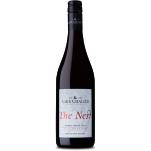 купить Вино Lake Chalice Pinot Noir The Nest Marlborough красное сухое 0.75 л 13% (9418076003343)