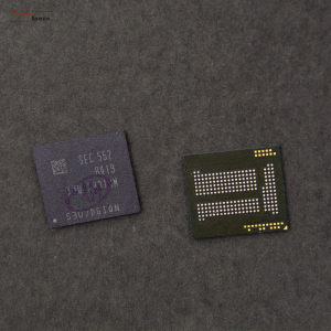 Мікросхема Flash пам'яті Samsung KMQ820013M-B419, 2/16GB, BGA 221, Rev. 1.7 (MMC 5.0, MMC 5.01) Original (PRC) краща модель в Хмельницькому